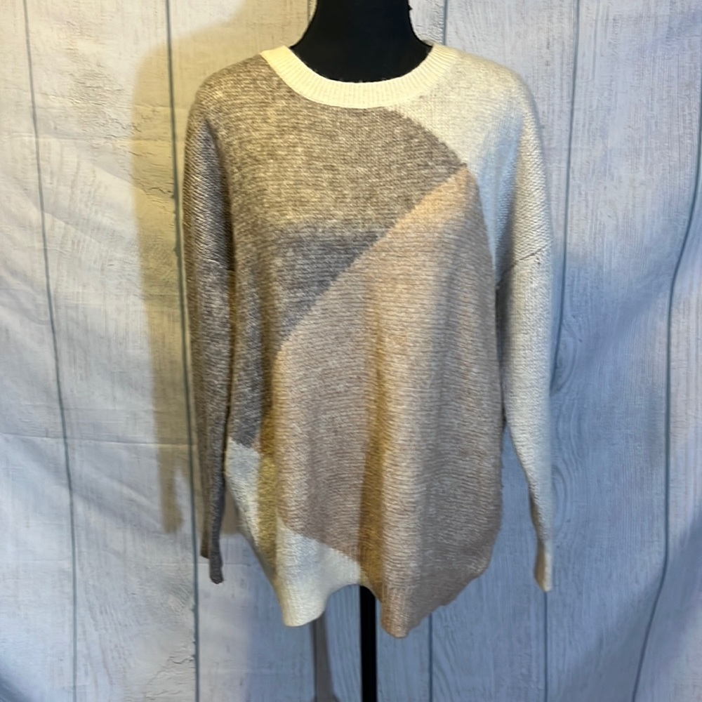 Sincerely Jules Color Blocked Neutral Sweater Size Small